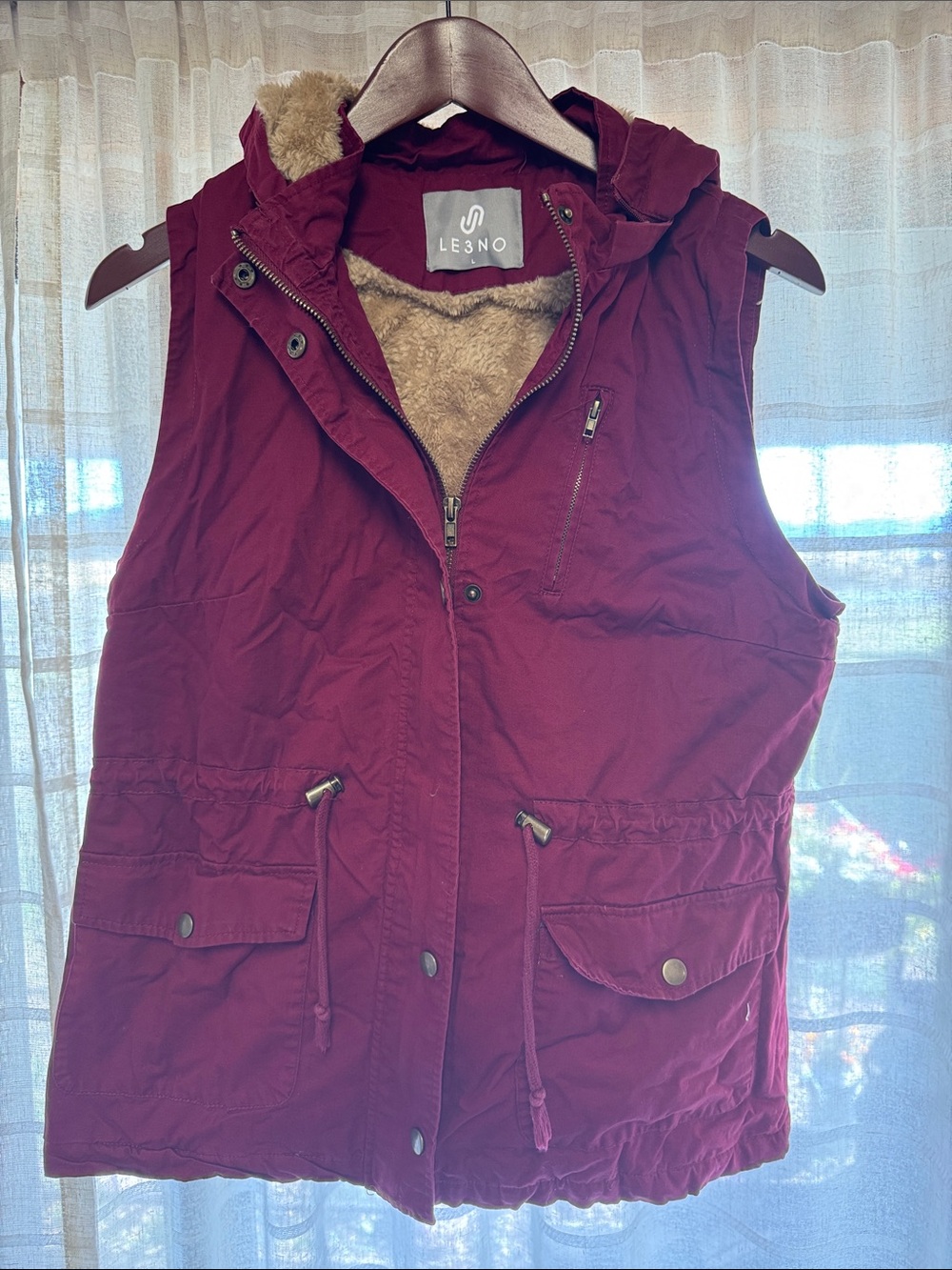 LE3NO Burgundy Faux-Fur Lined Hooded Vest